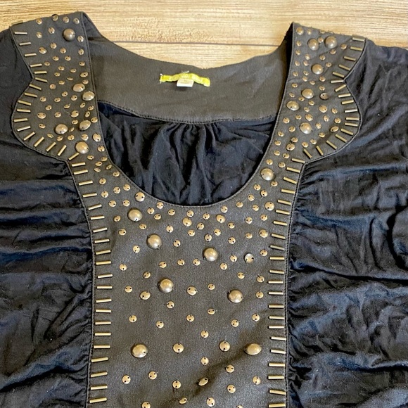 Gianni Bini Gold Studded Black Tank Blouse Medium Y2K - Picture 2 of 7